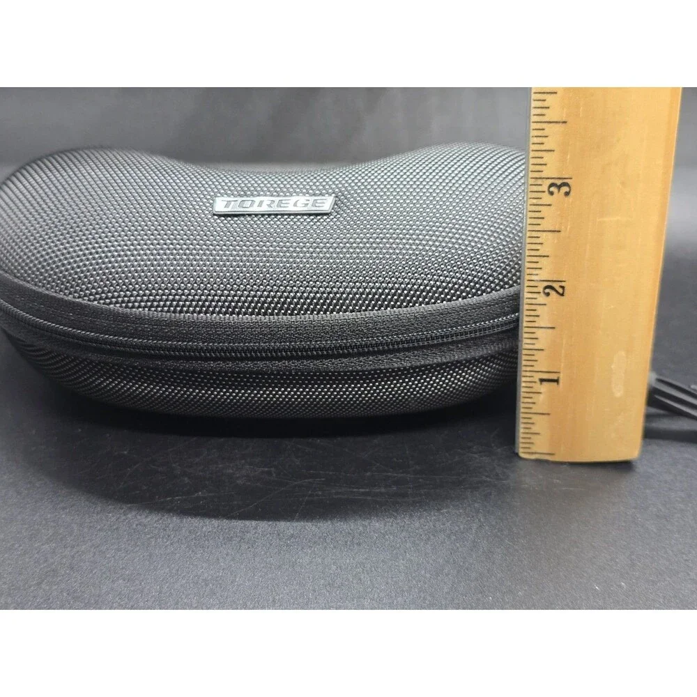 TOREGE  SPORT Sunglasses Hard Case Zip-up Black With Lens Cloth And Cord Holder